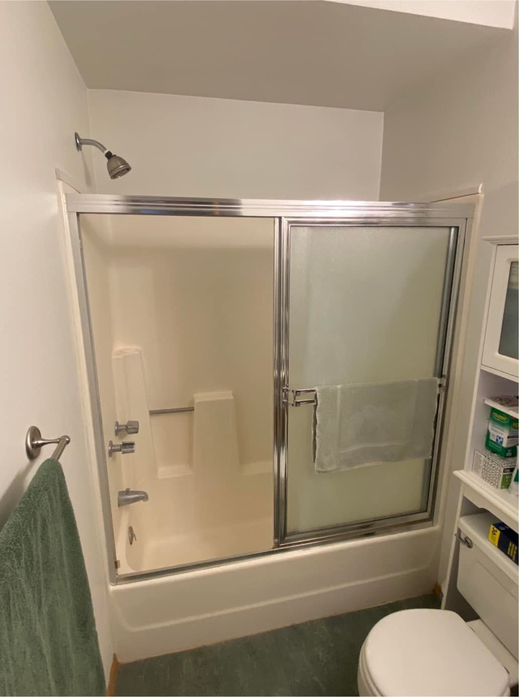 Bathroom before renovation NJ